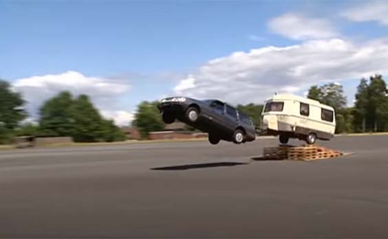 Экстремальные тесты прицепа-дачи