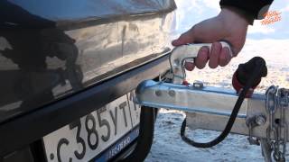 Противоугонный замочек сцепной головки прицепа 