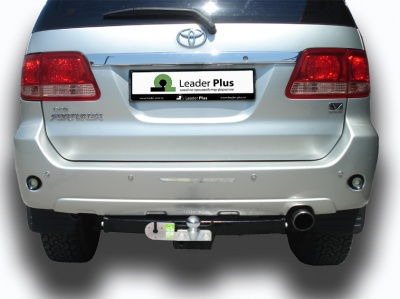 Фаркоп для TOYOTA FORTUNER 2005-2016 / 2016-...