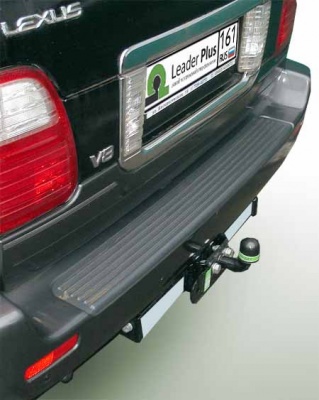 Фаркоп для TOYOTA LAND CRUISER 100 1998-2007(С НЕРЖ. ПЛАСТИНОЙ)