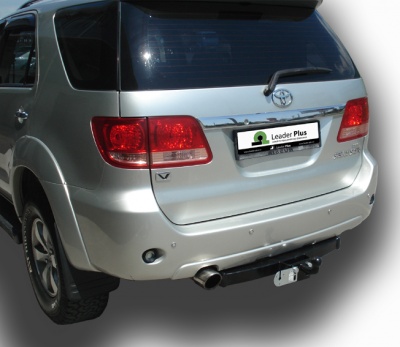 Фаркоп для TOYOTA FORTUNER 2005-2016 / 2016-... FC