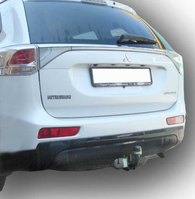 Фаркоп для MITSUBISHI OUTLANDER 2012-2018