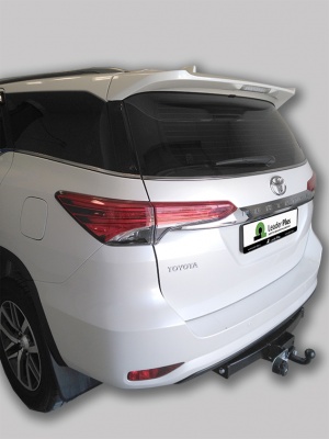 Фаркоп для TOYOTA FORTUNER 2005-2016 / 2016-...